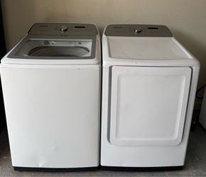 Samsung Washer And Dryer in great working condition no issues works good