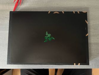 Razer Blade 15 Gaming Laptop (2022)
