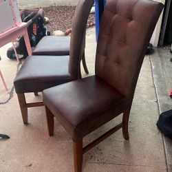 STURDY 4 DINING CHAIRS 