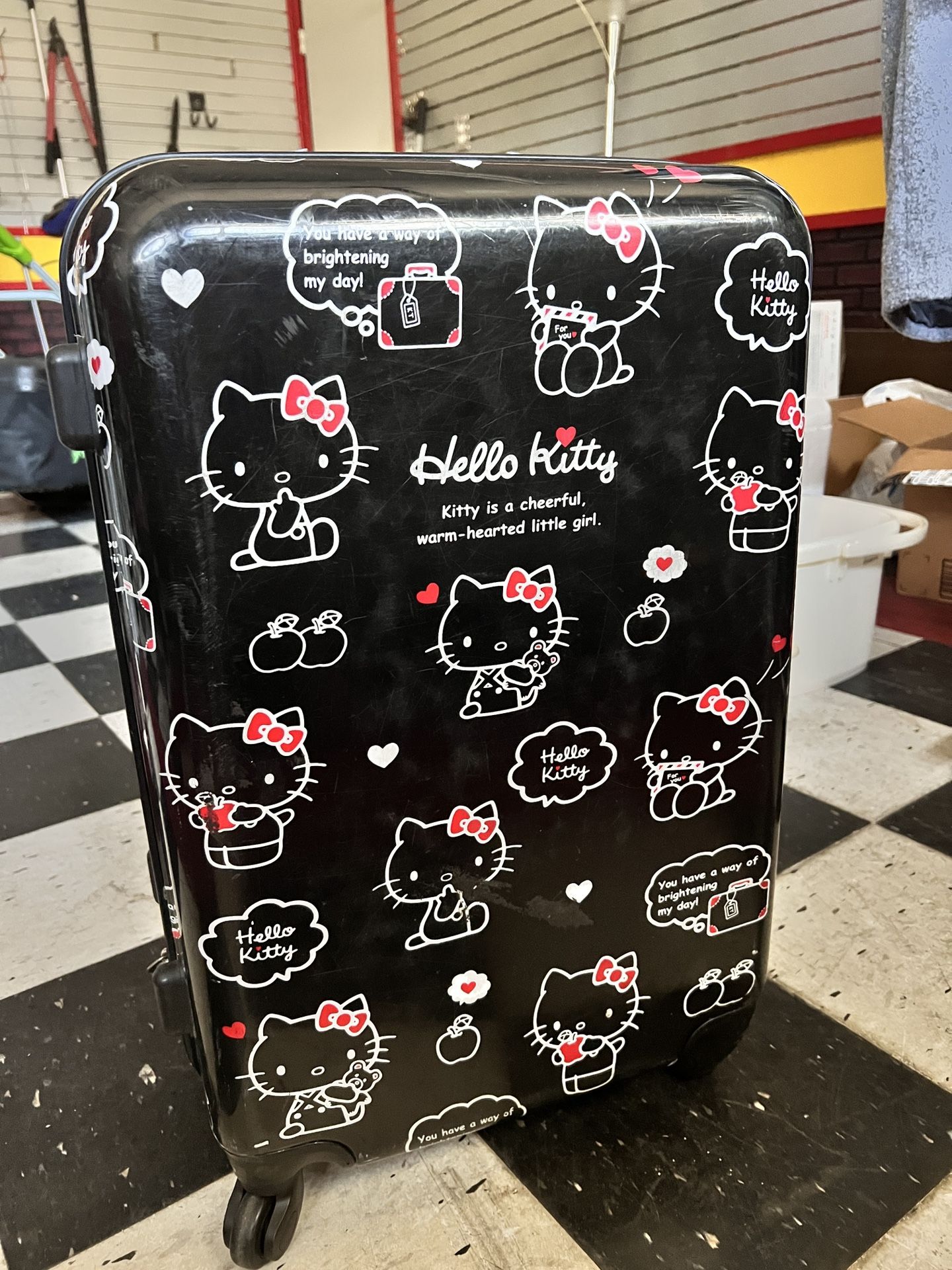 hello kitty checked size luggage