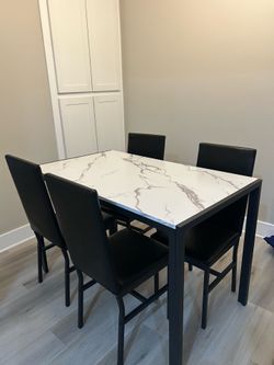 Dining Table: Black and White