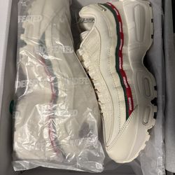 UNDEFEATED AIR MAX 95 SP