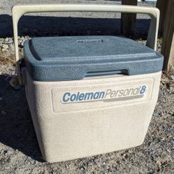Vintage Coleman Personal 8 Ice Chest