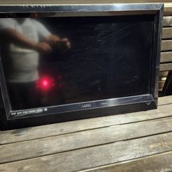 Vizio 32" Tv