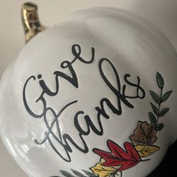 Porcelain Thanksgiving Decor 