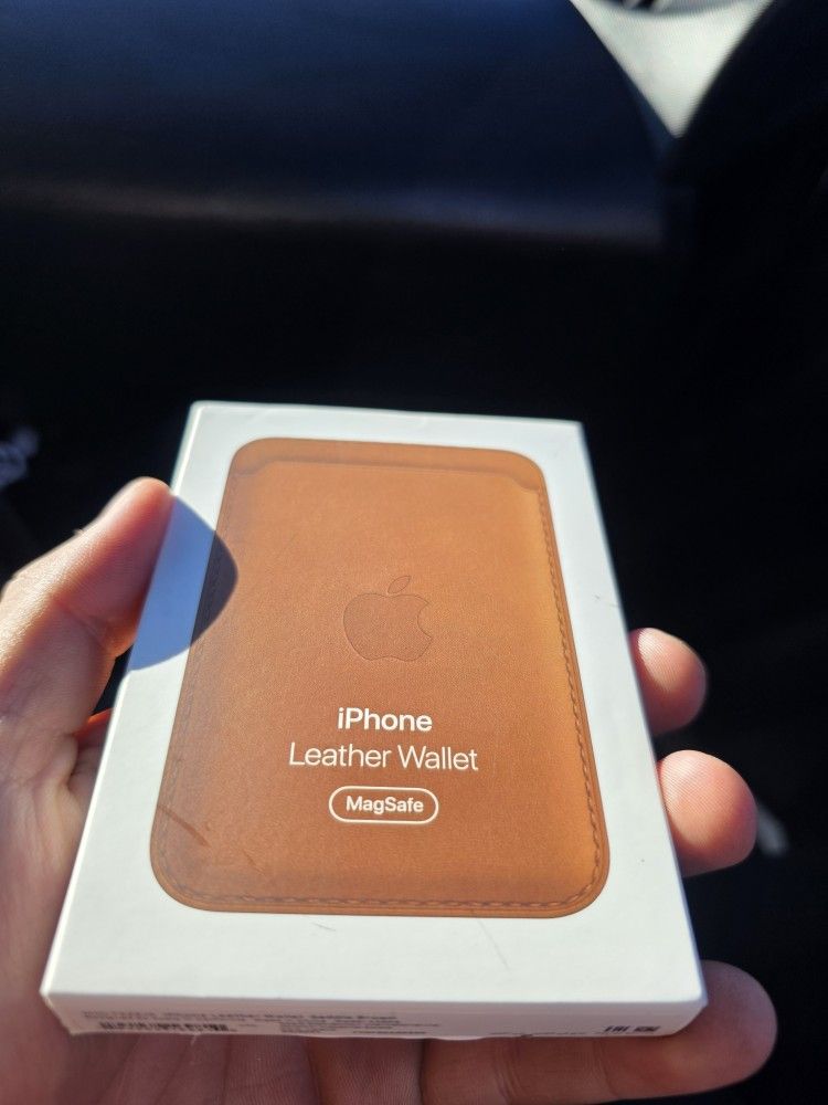 Apple Leather Wallet magsafe