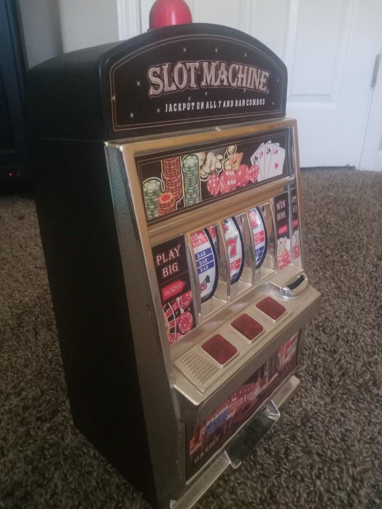 Slot Machine Jackpot Decor