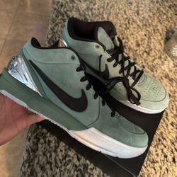 Kobe 4 girl dad