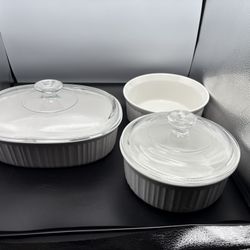 CorningWear French White Casserole Bakers Lot Of 3 With 2 Lids