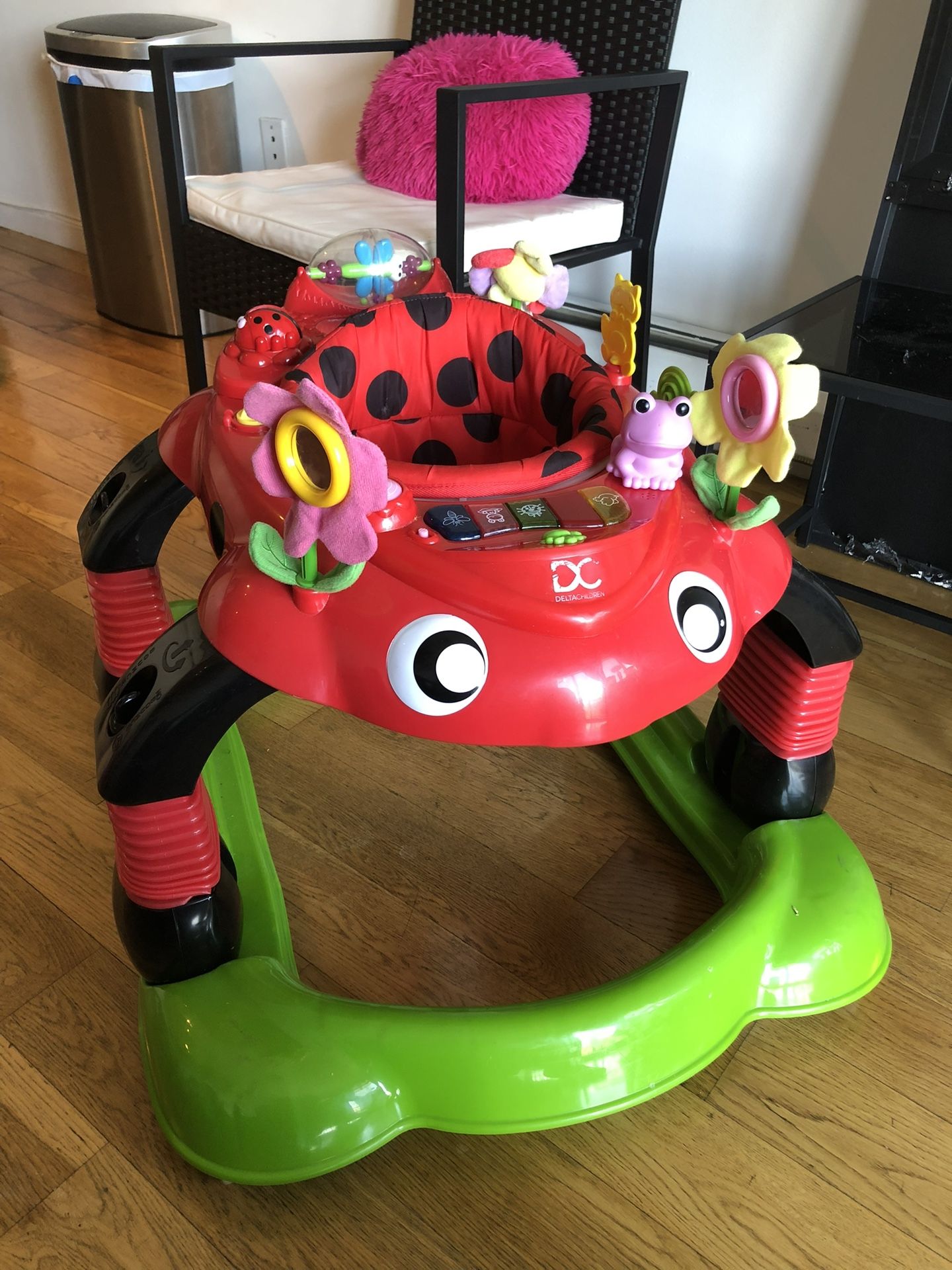Delta Children Lady Bug Walker