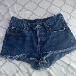 Levi Shorts 