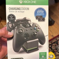 new xbox one charging station 
