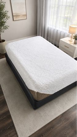 Queen Icomfort Mattress