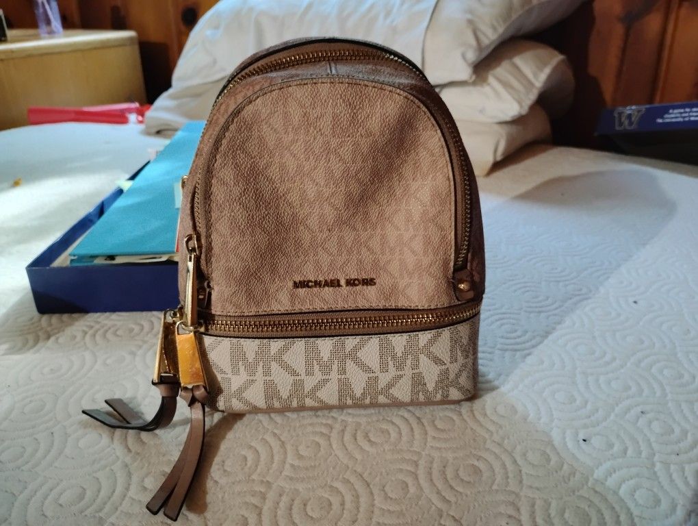 designer mini hand bag