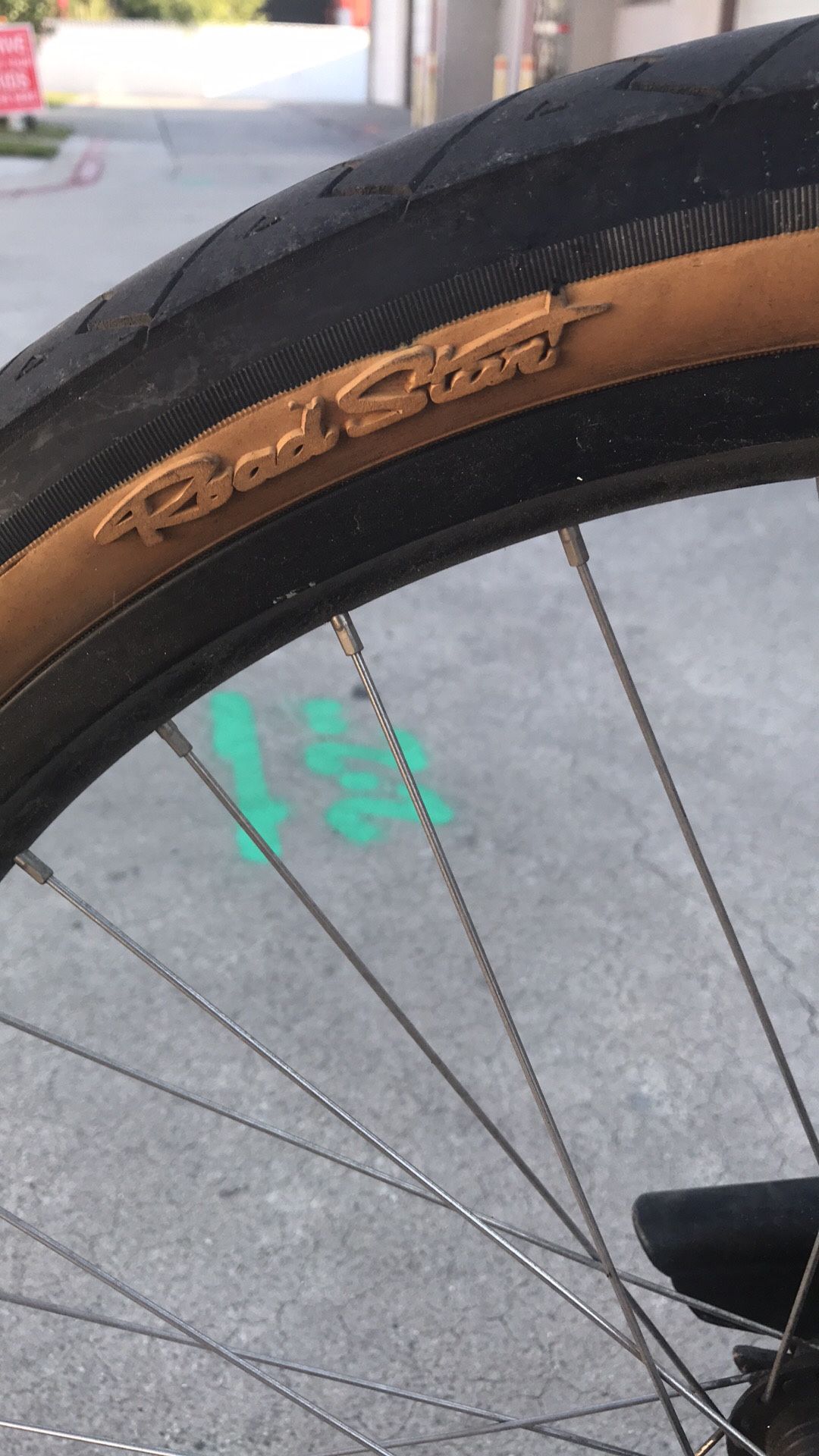 Gum Wall Tires 