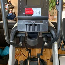 Nordic Track Free Stride Trainer FS7i