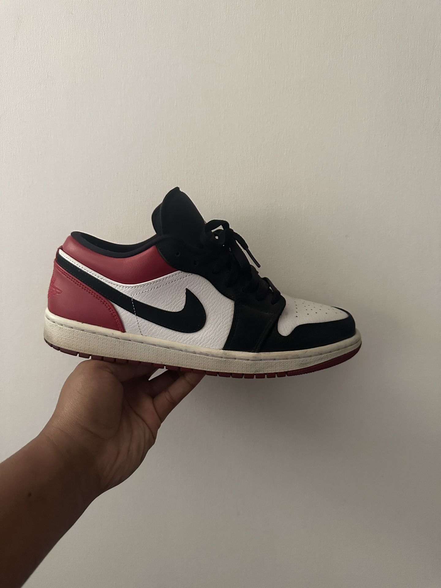 Jordan 1 Low Black Toe 