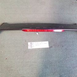 2018 - 2019 - 2020 HYUNDAI ELANTRA GT HATCHBACK WING SPOILER MOLDING OEM AW67121