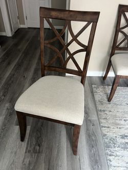 4 dining chair, excellent condition