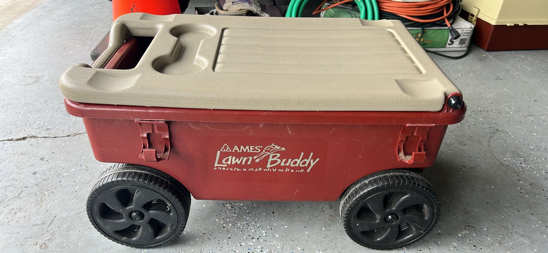 Ames Lawn Buddy Garden Cart 