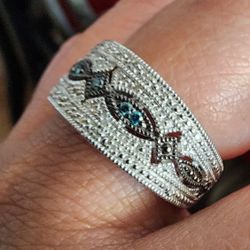 Real White And Blue Diamonds Ring