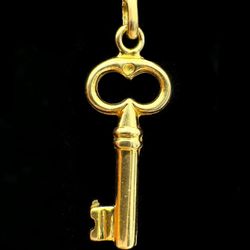 14k solid yellow gold key pendant charm
