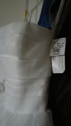 David's Bridal new Wedding dress. Size 14 brand new!