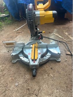 Dewalt 10” Miter Saw