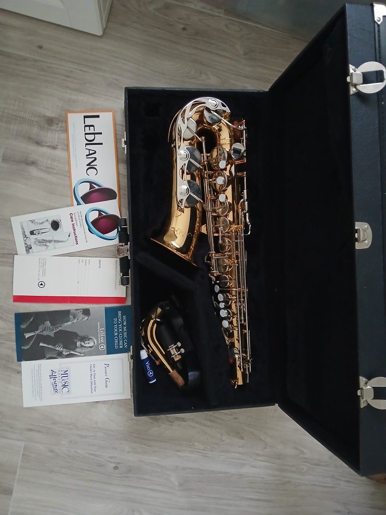 LeBlanc Saxophone 