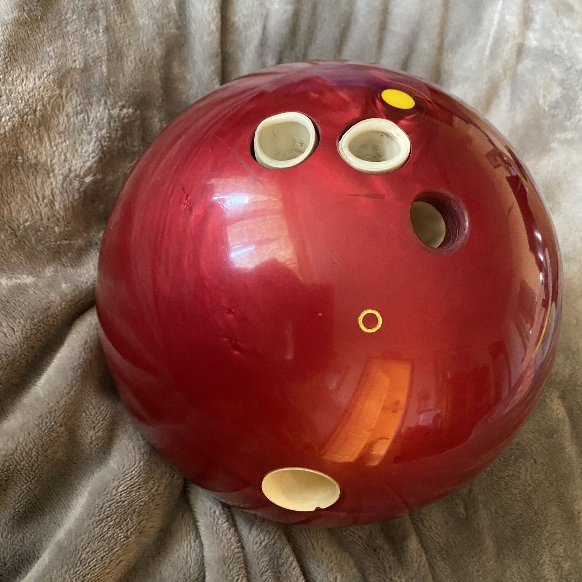 Hammer Red Pearl Vibe Bowling Ball 14 lb. With 49ers Black Bag for