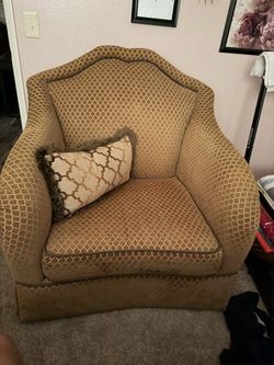 Gold oversized chair