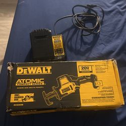 Dewalt 20V Automaic Compact Series