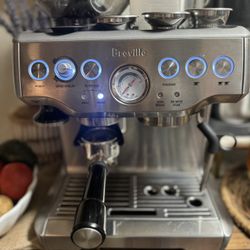 Breville Barista Express 