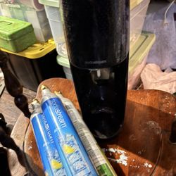 Soda Stream And Three Cartridges