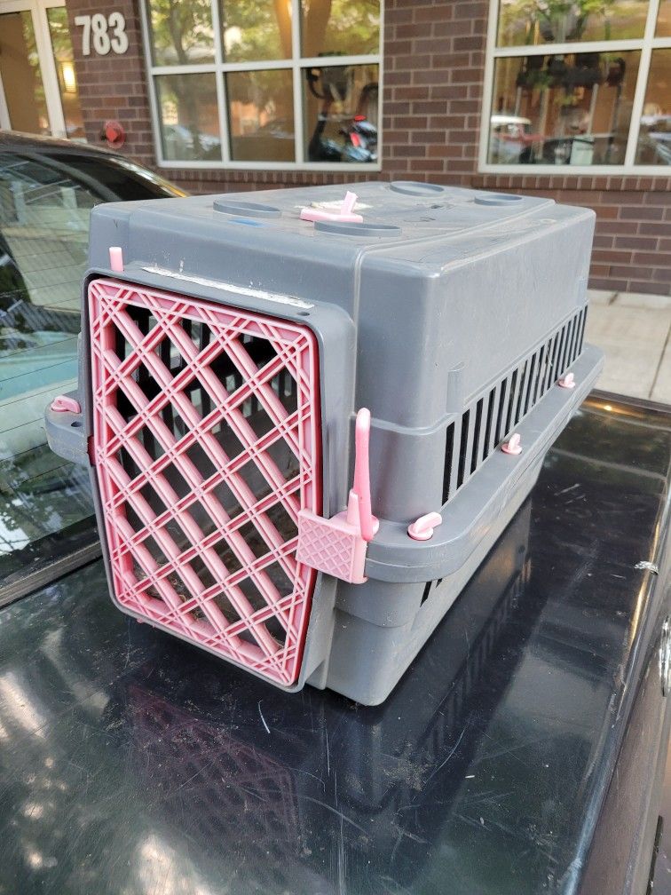Dog/cat Crate