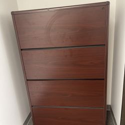 File. Cabinet With Key 🔑 