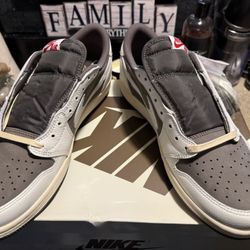 Travis Scott Reverse Mocha Size 11