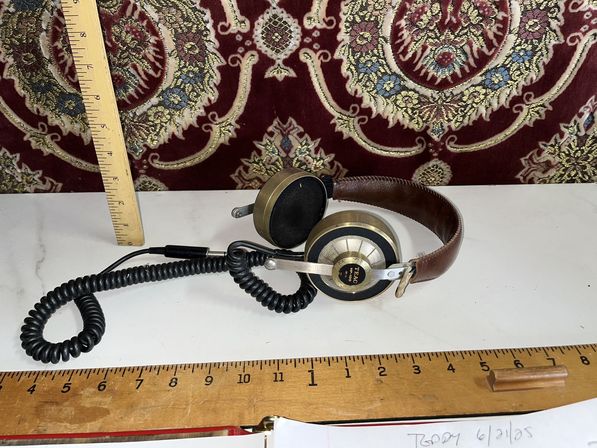 TEAC HP-100 Dynamic Stereo Headphone - Vintage