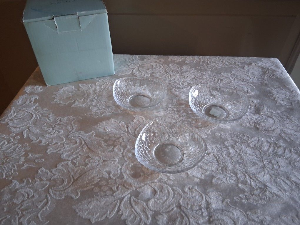 PartyLite CLARITY Tealight Mini Ball Trio Candle Holder Set P9207