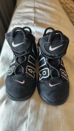 Toddler NIKE  AIR shoes