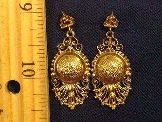 14k solid fancy style earring