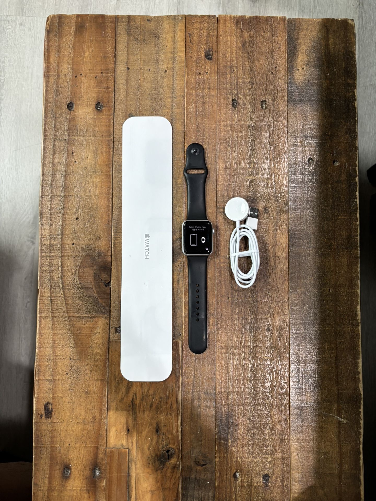 Apple 🍎 Watch Series 3 GPS 42mm iCloud Unlocked