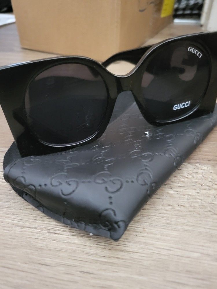 Black GG Shades Sunglasses