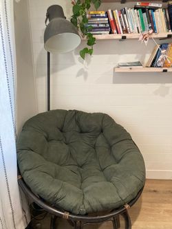 Dark green cushion Papasan Chair