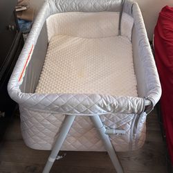 AirClub Bedside Bassinet