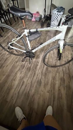 Cannondale Quick 4 Bicycle