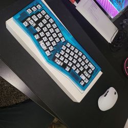 Praxis IM Mechanical Keyboard Kit 