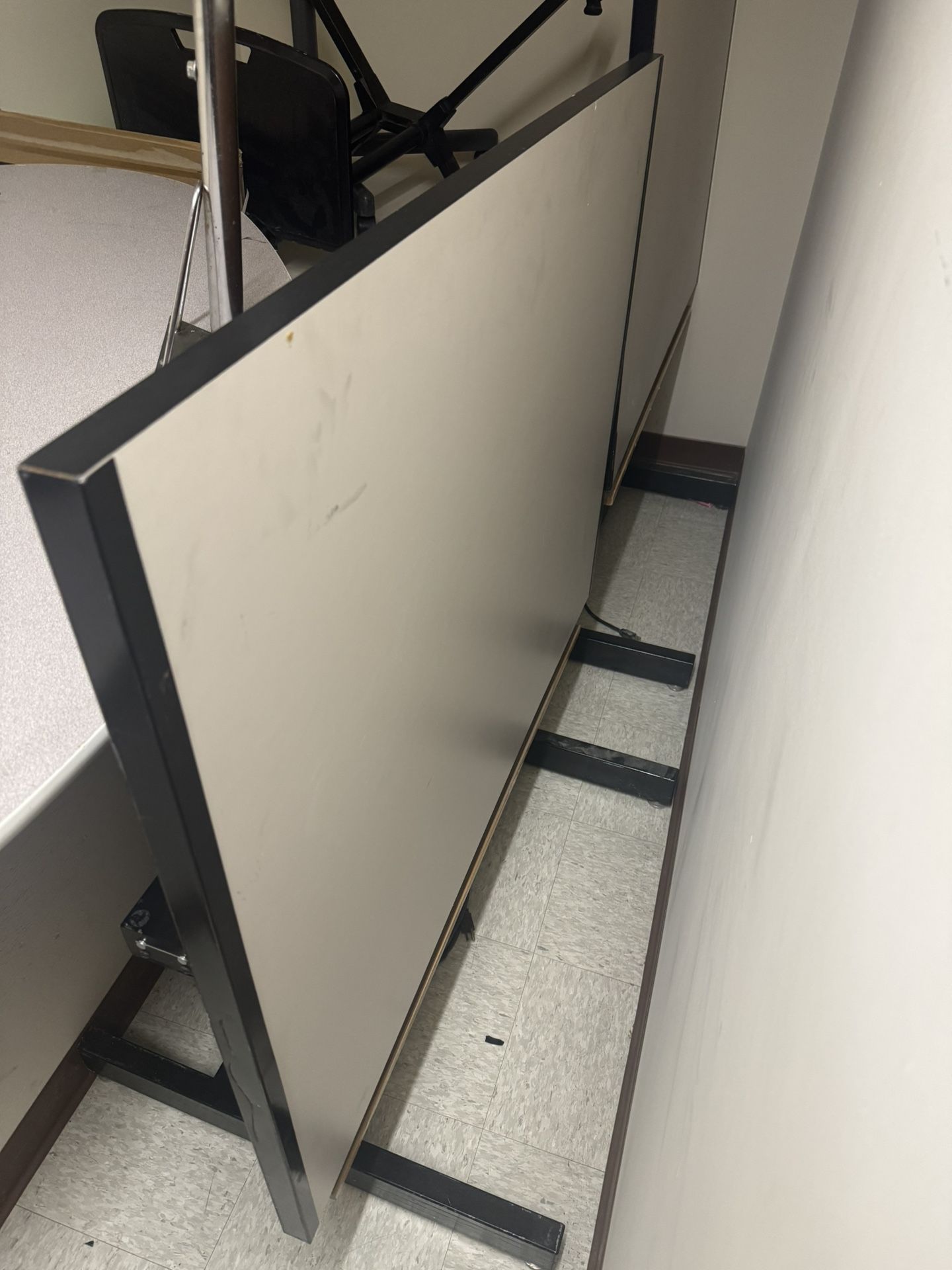 Actuating powered Drafting Table