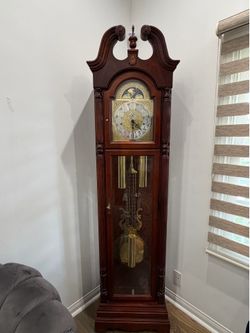 Antic clock