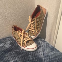 Coach Barret Signature Monogram Cavas And Leather Low Top Sneakers Women’s Size 8.5M